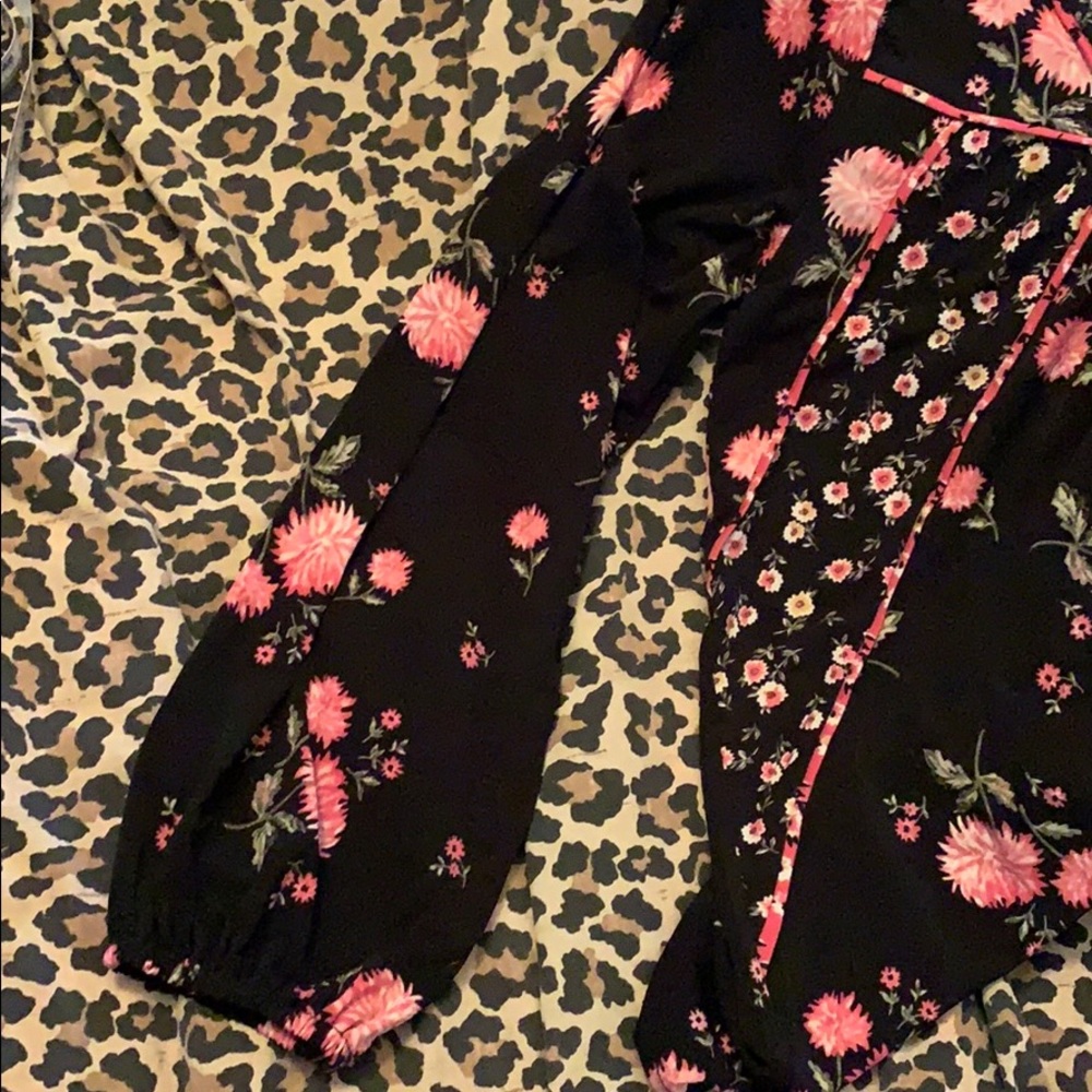 Style & Co. Black Tunic with Pink Floral Design - Picture 4 of 6